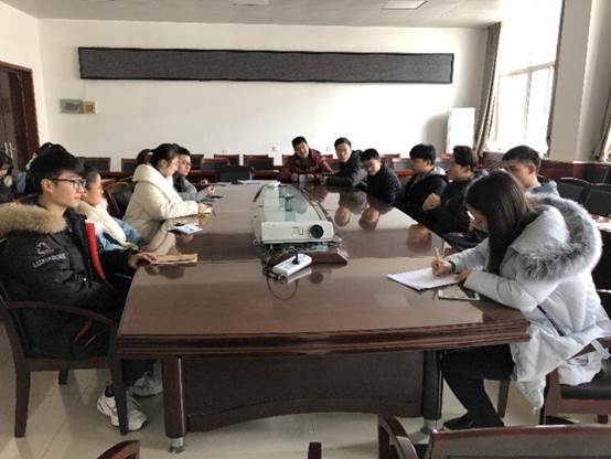 说明: C:\Users\CHXGB\Desktop\新闻稿\20190115日本av
召开处级党员领导人员民主生活会学生代表征求意见座谈会\QQ图片20190116085211.jpg