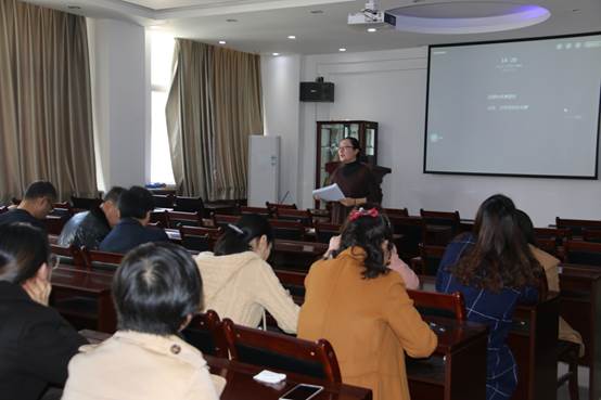 说明: E:\work\宣传部\宣传工作\待发新闻稿\20190318日本av
多措并举积极推进2019届毕业生就业工作\日本av
大会.JPG